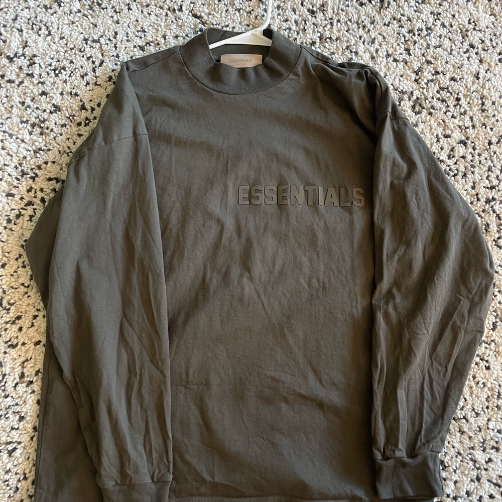 Essentials Longsleeve